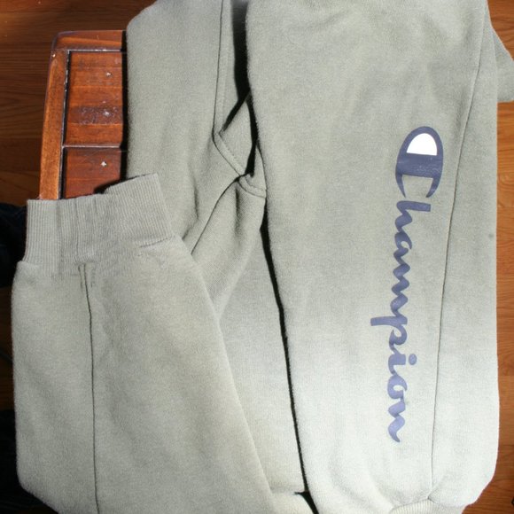 Boys Champion Sweatpants-Mint Condition! - Picture 3 of 3